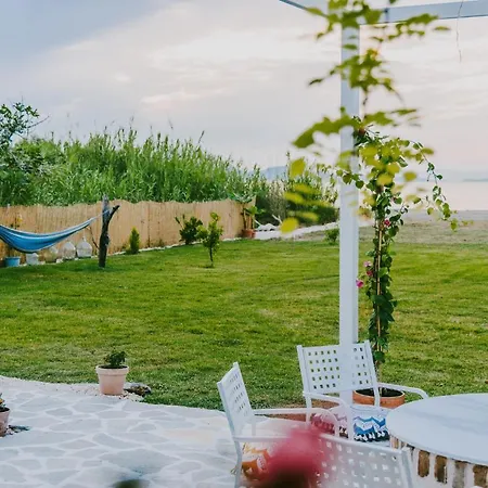 Apartmán House By The Sea Lefkímmi Exteriér fotografie